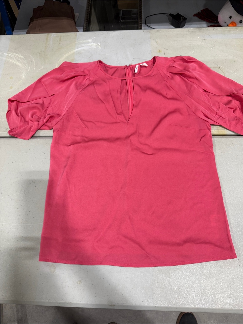 Lewit Coral-Pink Keyhole Short Sleeve Blouse